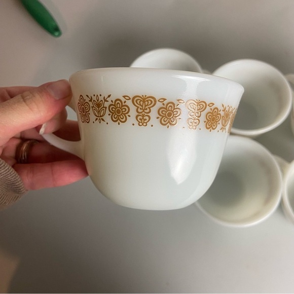 Vintage Corelle Pyrex Butterfly Gold White Glass Coffee Cups Mugs Set Of 6 USA - Picture 5 of 7